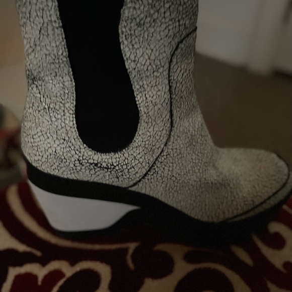 Hunter Chelsea Boots/Booties - Picture 4 of 6